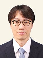 劉　昊（リュウ　ホウ）