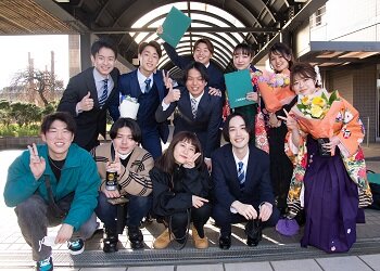 2022graduation_04.jpg