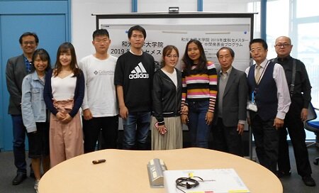 写真_修士論文中間発表会.jpg