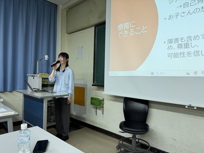 hoiku_261002_2.jpg